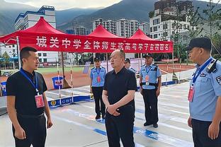 桑乔入选多特比赛大名单！队记：他的训练状态让一些队友印象深刻